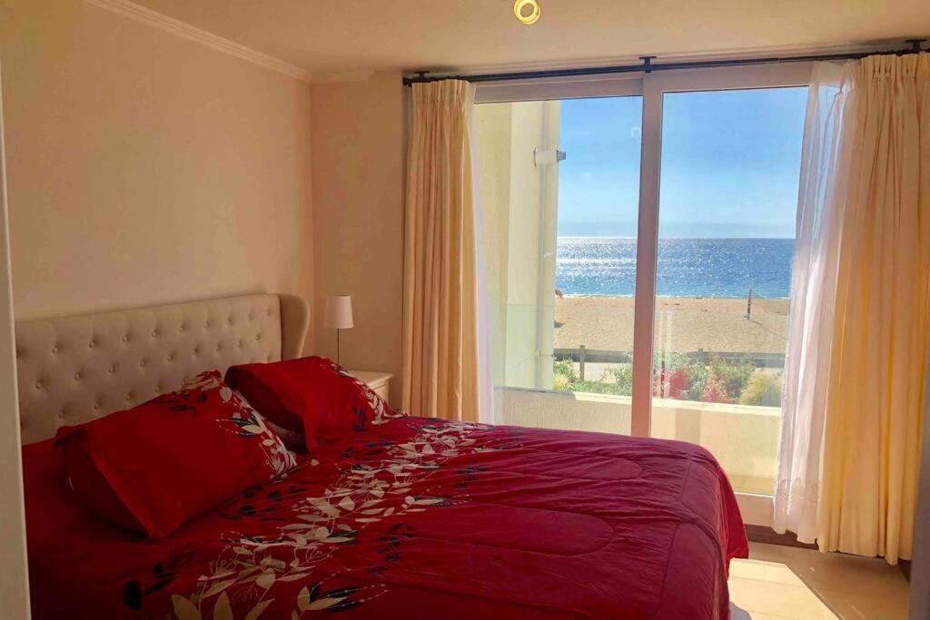 - Departamento Frente A La Playa. *